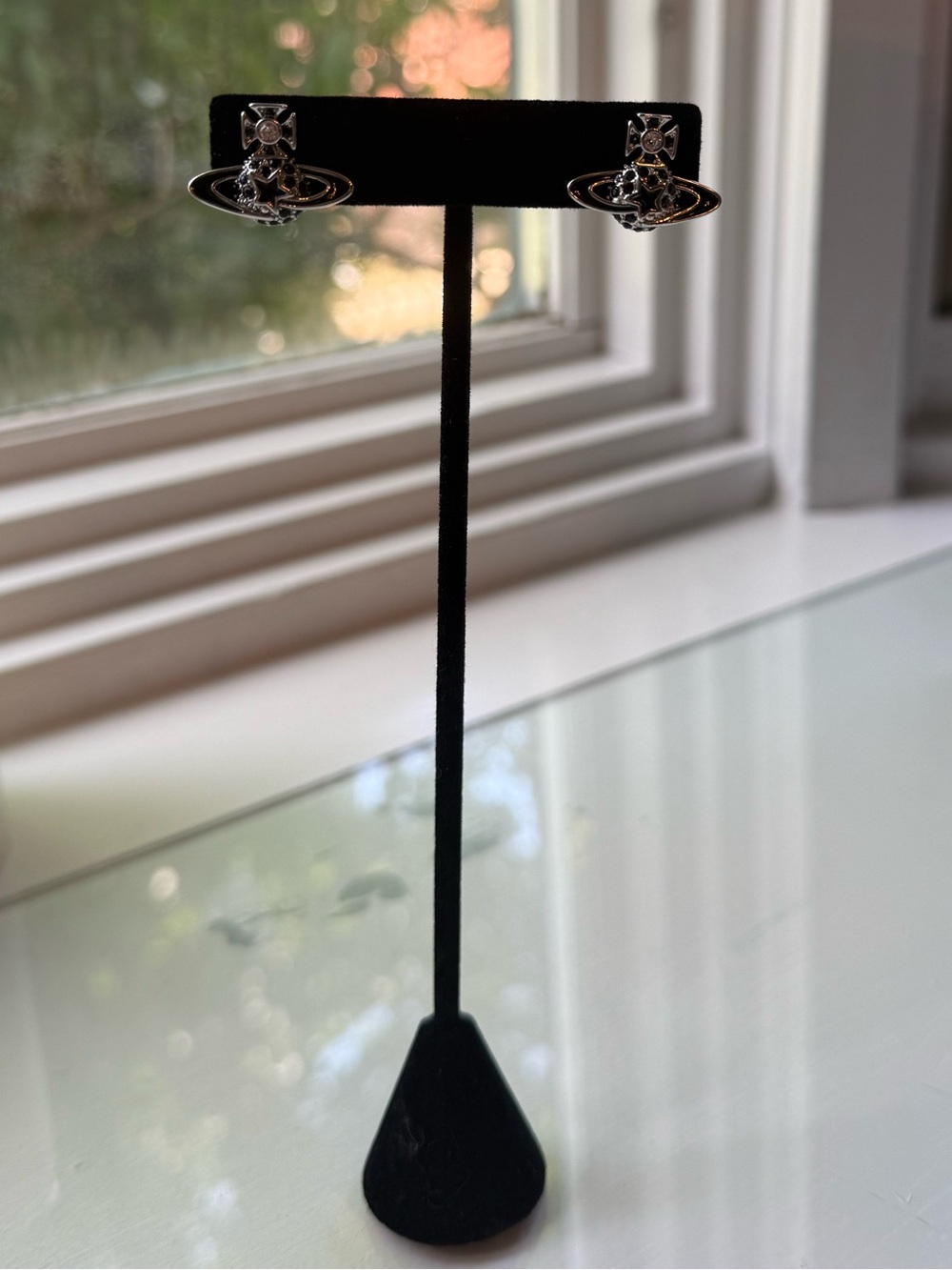 Vivienne Westwood Silver & Black Darlene pierced earrings